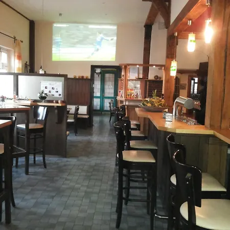 Hotel Plettenberger Hof 2*