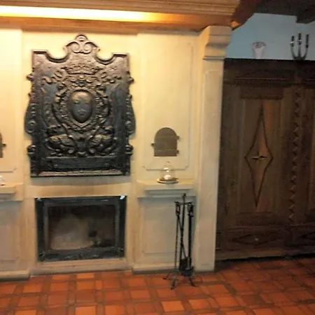 Hotel Plettenberger Hof 2*
