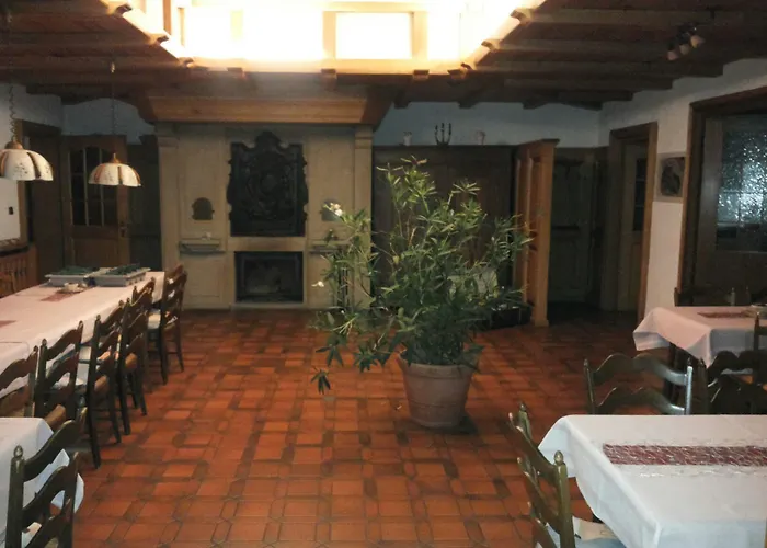 Hotel Plettenberger Hof 2*